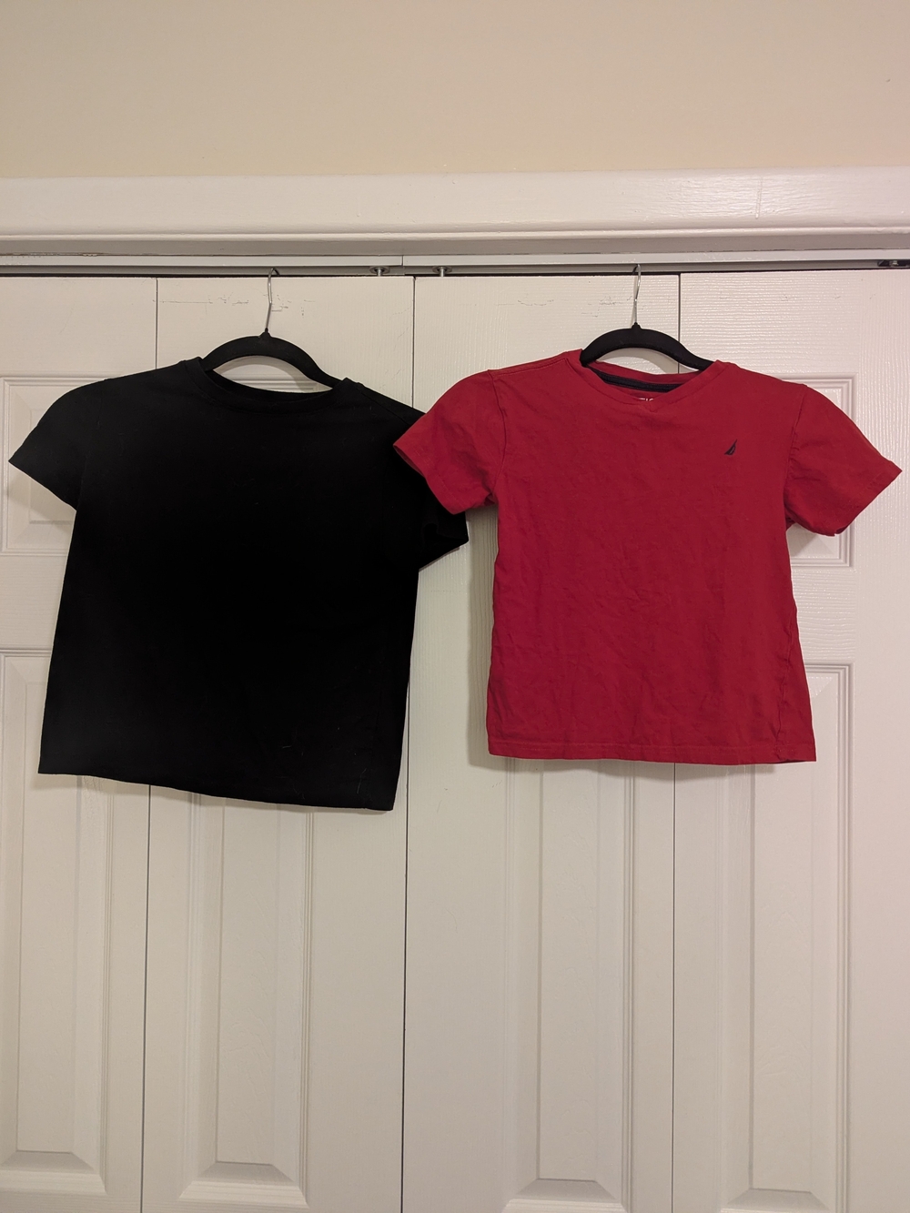 Nautica Kids Short Sleeve Tees in Red and Black